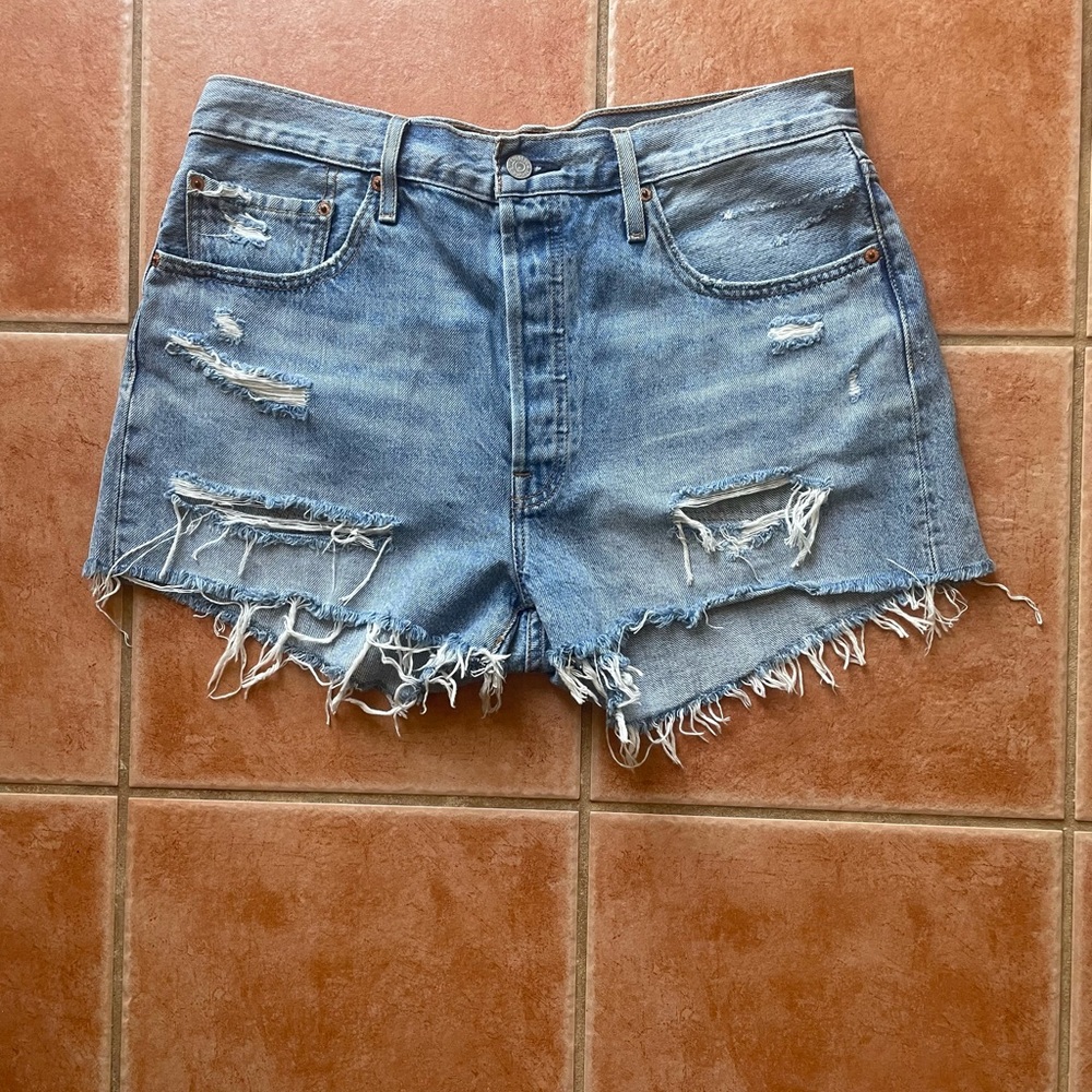 Levi 501 jean shorts